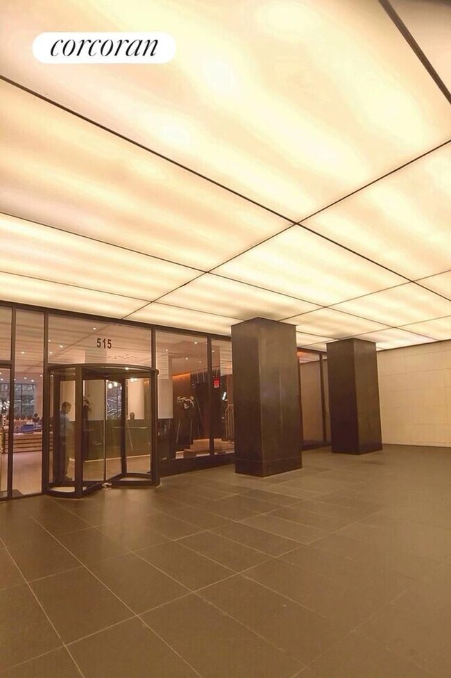 Foto del edificio - 515 E 72nd St