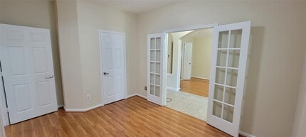 Building Photo - 16306 April Ridge Dr