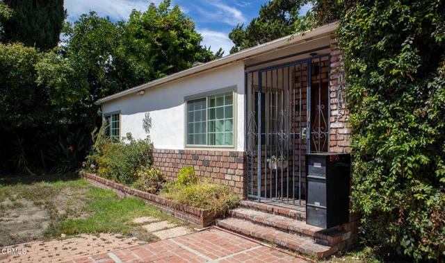 Foto del edificio - 14135 Hatteras St