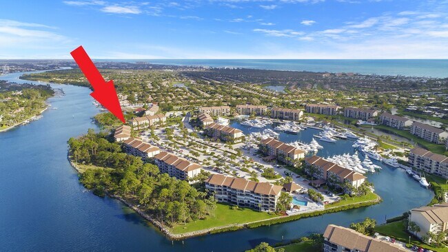 Building Photo - 1901 Marina Isle Way