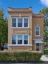 Building Photo - 640 S 14th Ave
