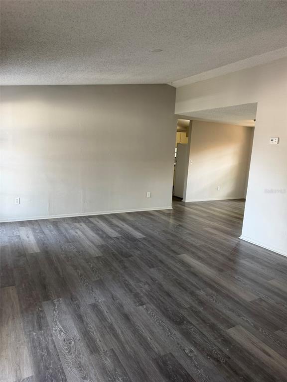 Foto del edificio - 9601 Shalimar Ct
