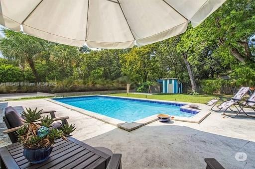 Foto principal - 827 NE 140th St