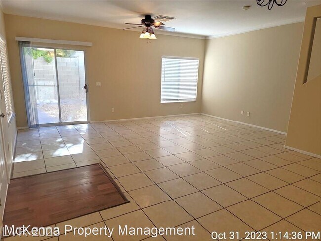 Foto del edificio - 3 br, 2.5 bath House - 6463 Saddle Up Ave ...