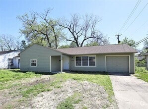 Building Photo - 5914 Southmund St