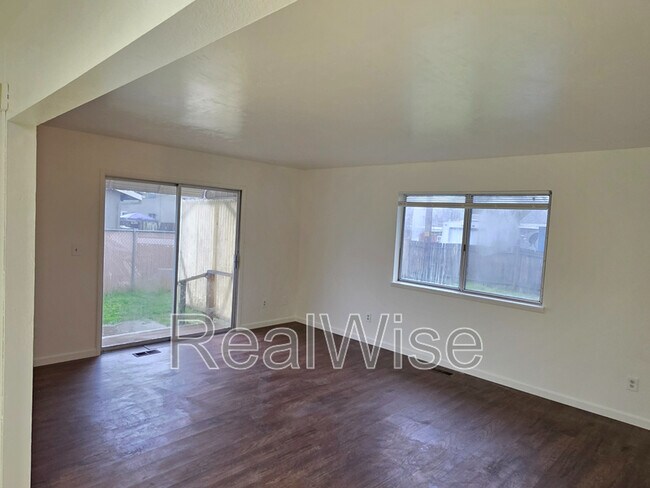 Foto del edificio - 231 Hawthorne St