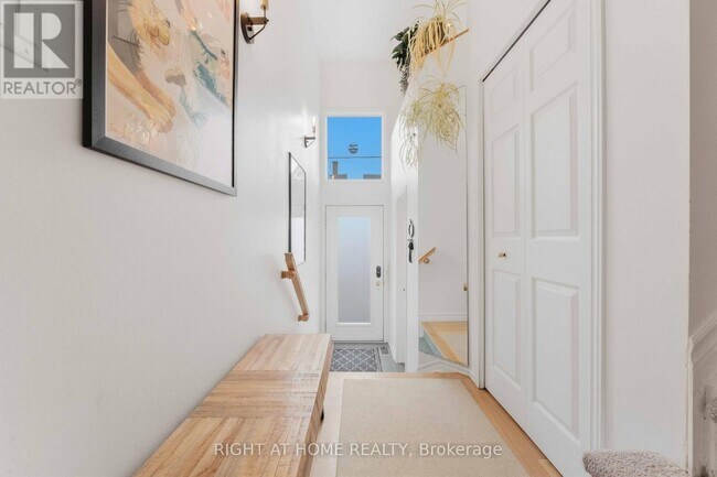 Photo du bâtiment - 581 Lisgar St
