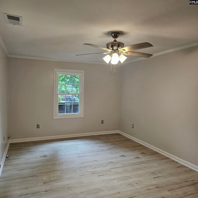 Foto del edificio - 617 Magnolia Dr