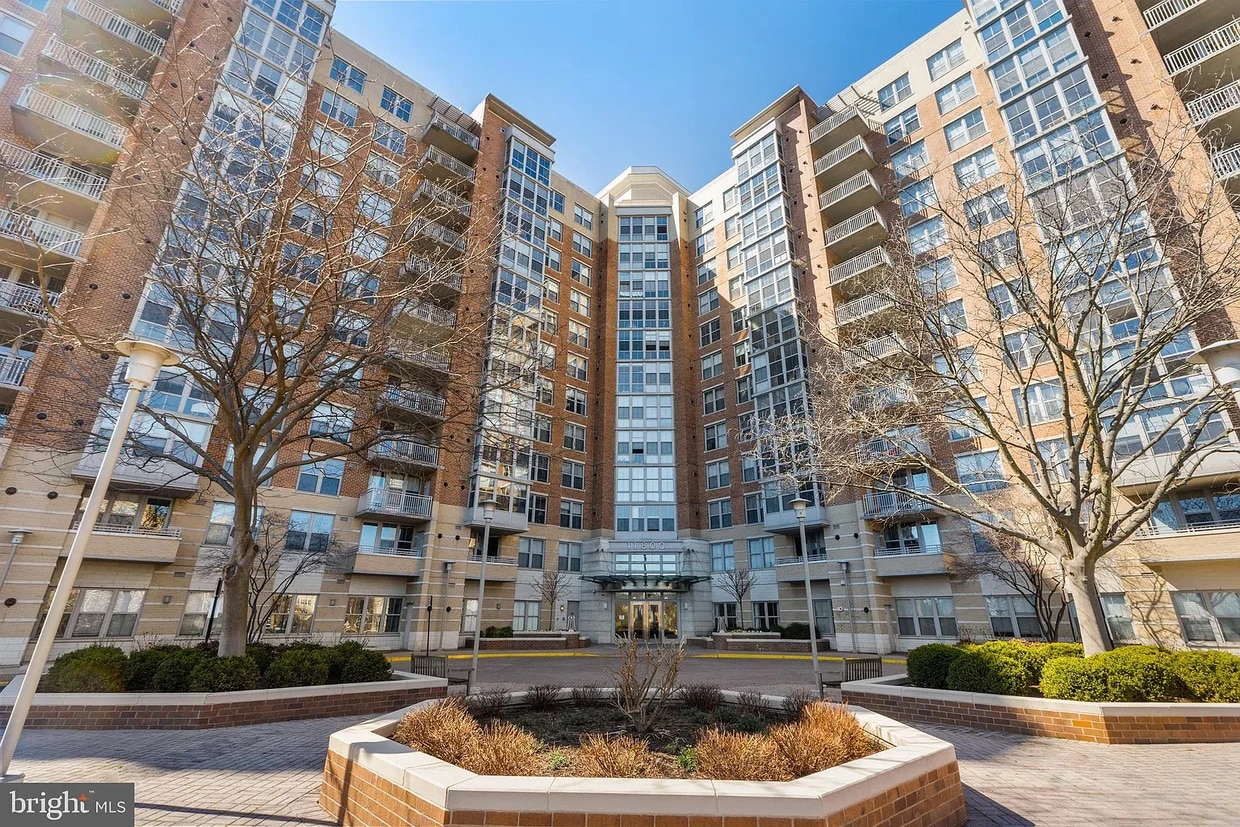 11800 Sunset Hills Rd Unit 1005, Reston, VA 20190 Condo for Rent in
