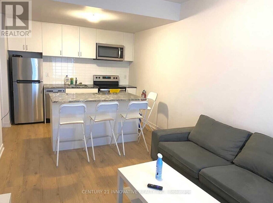 Photo du bâtiment - 1720 Simcoe St N