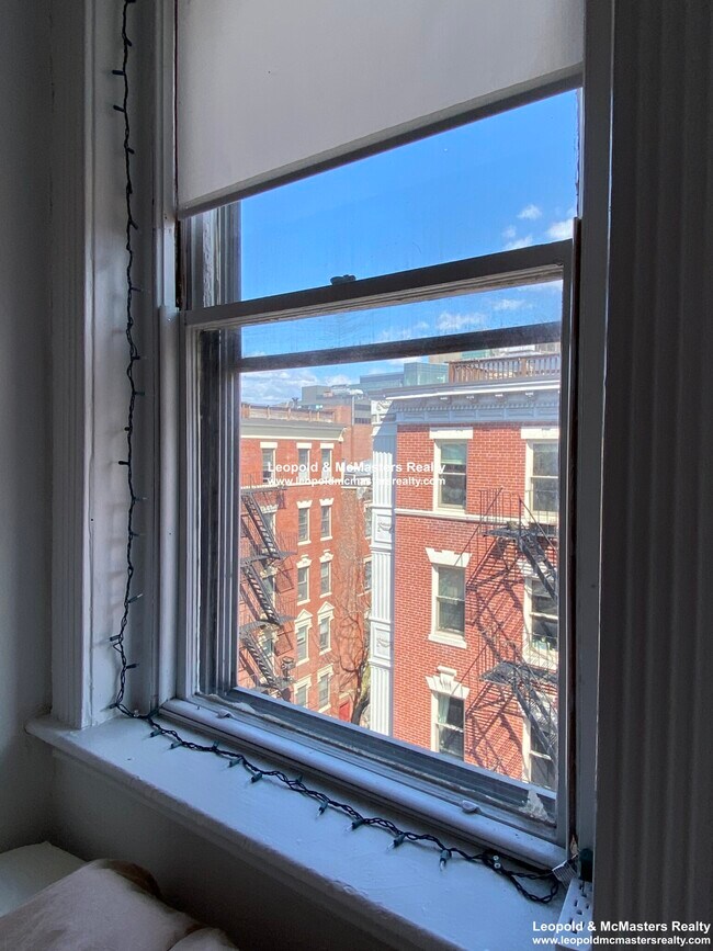Foto del edificio - 20 Grove St