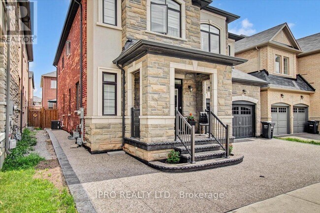 Building Photo - 3107 Streamwood Pass