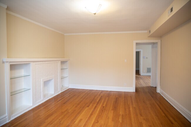 Living Room - 4760 N Virginia Ave
