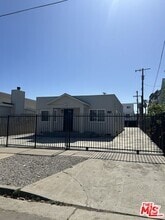Building Photo - 957 N Ardmore Ave