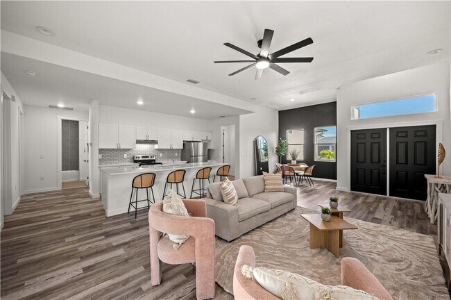 Photo - 1515 Nelson Rd N House