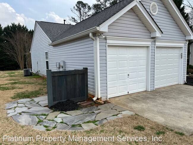 Building Photo - 3 br, 2 bath House - 7545 Tatum Woods Dr