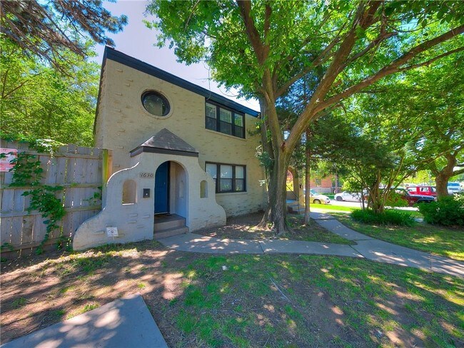 Foto del edificio - 1630 NW 17th St