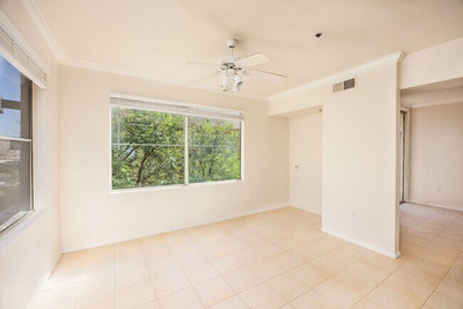 Foto del edificio - 2134 E Broadway Rd