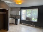 Foto principal - 944 W Montrose Ave