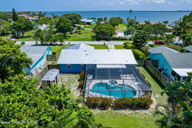 Foto del edificio - 512 Dolphin St