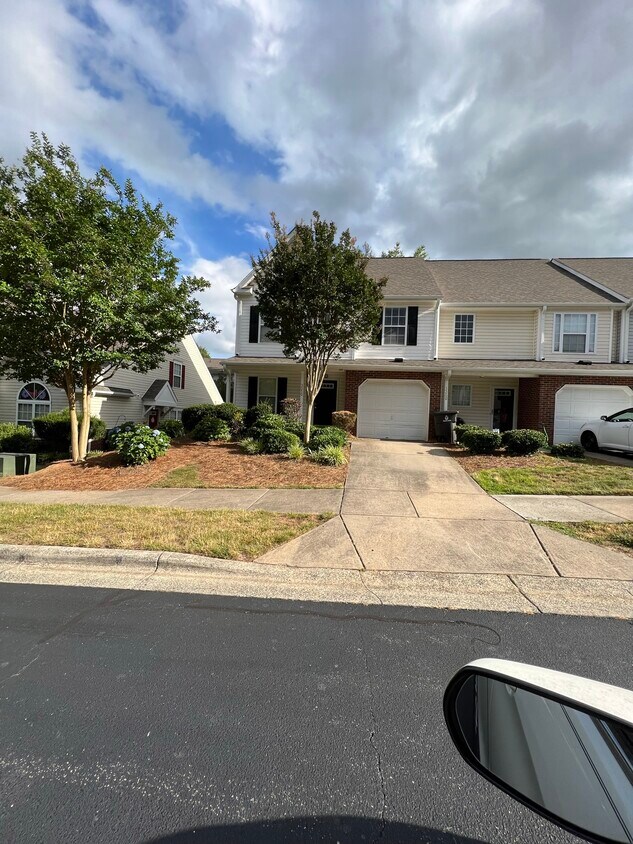 3250 Manchester Ave, WinstonSalem, NC 27103 House Rental in Winston