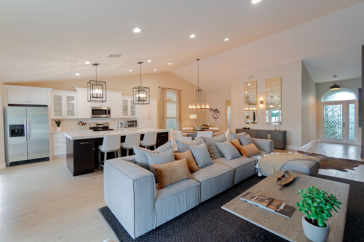 Foto principal - 12657 White Coral Dr