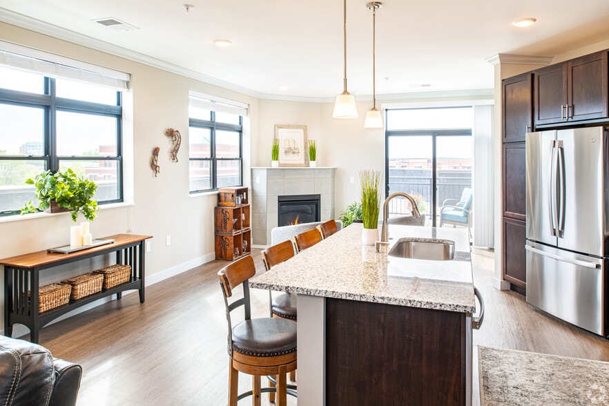 West Washington Place