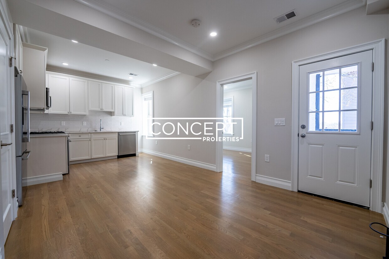 35 Park St Unit 5, Brookline, MA 02446 Condo for Rent in Brookline