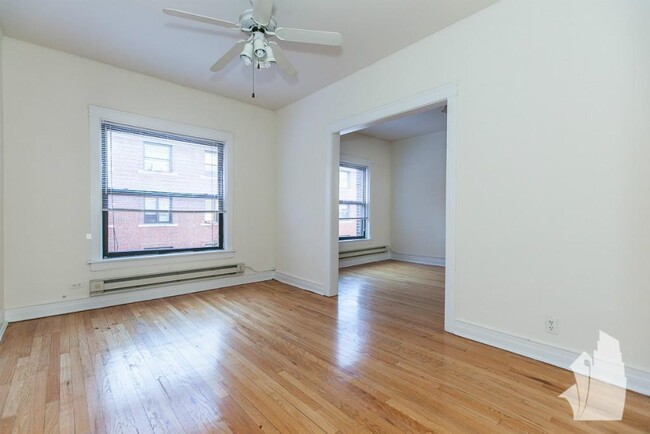 Foto del edificio - 1 bedroom in Chicago IL 60613