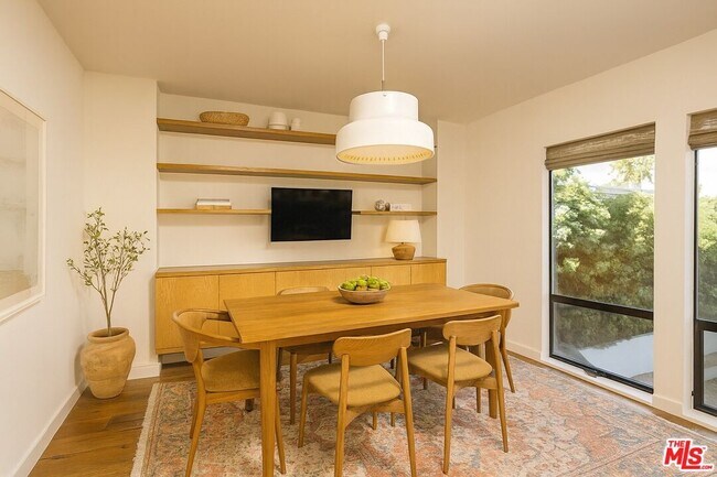 Foto del edificio - 2287 Glendale Blvd