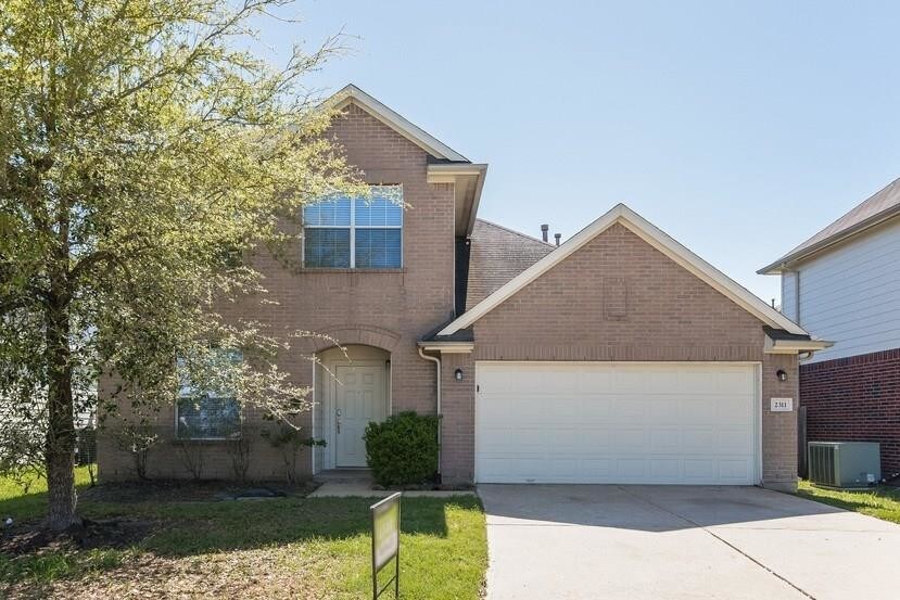 Foto principal - 2311 Amber Wheat Ct