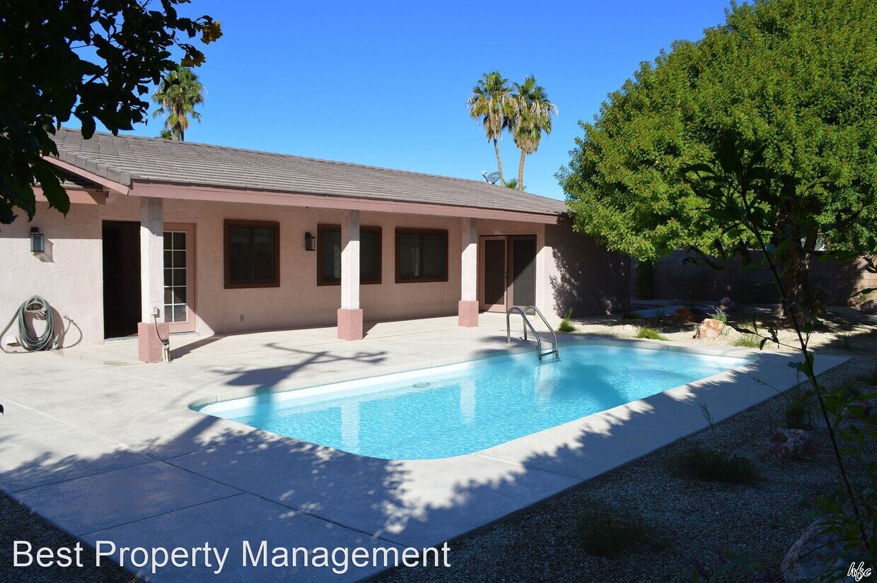 Primary Photo - 2 br, 2 bath House - 1820 N. Los Alamos Rd.