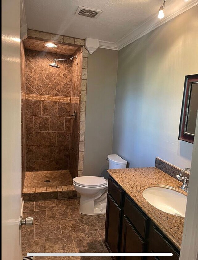 Foto principal - 5018 Stinson St