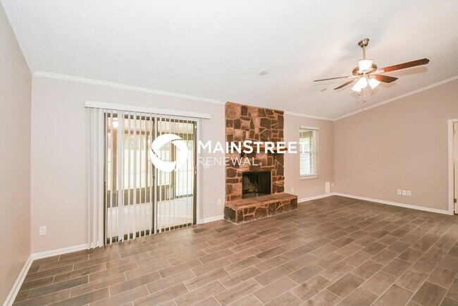 Foto del edificio - 3 Bedroom Pet-Friendly Home in Jacksonville, FL with Main Street Renewal