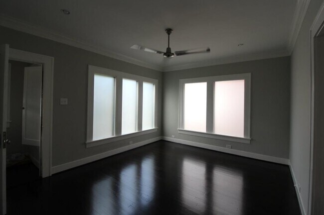 Foto del edificio - 1223 W Gray St