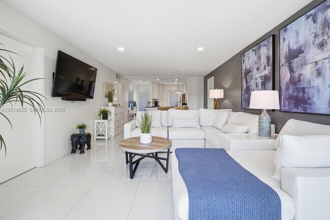 Foto del edificio - 1501 S Ocean Blvd