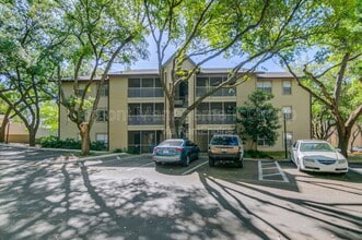 Building Photo - 642 Dory Ln