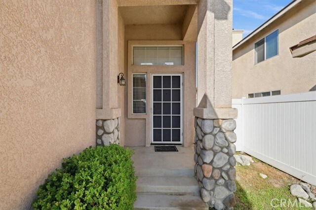 Foto del edificio - 930 Primrose Ln