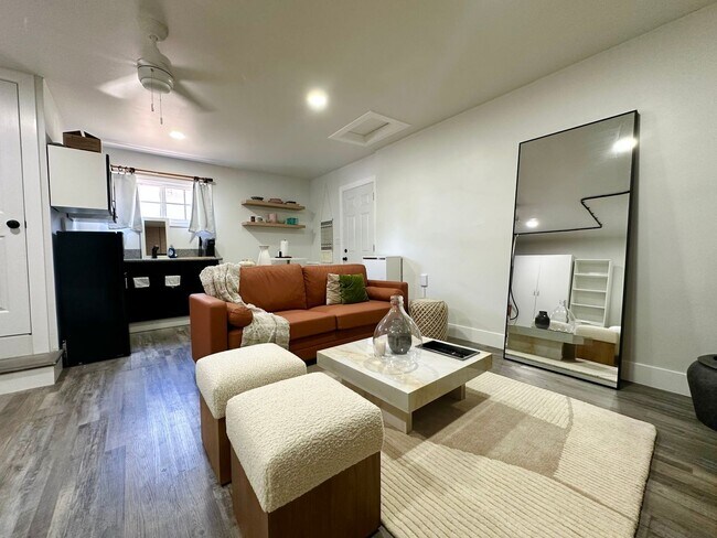 Foto del edificio - Charming Studio House in Reseda