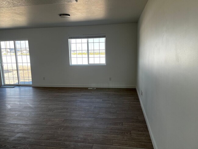 Foto del edificio - GET $500 OFF THE FIRST MONTHS RENT!!!!