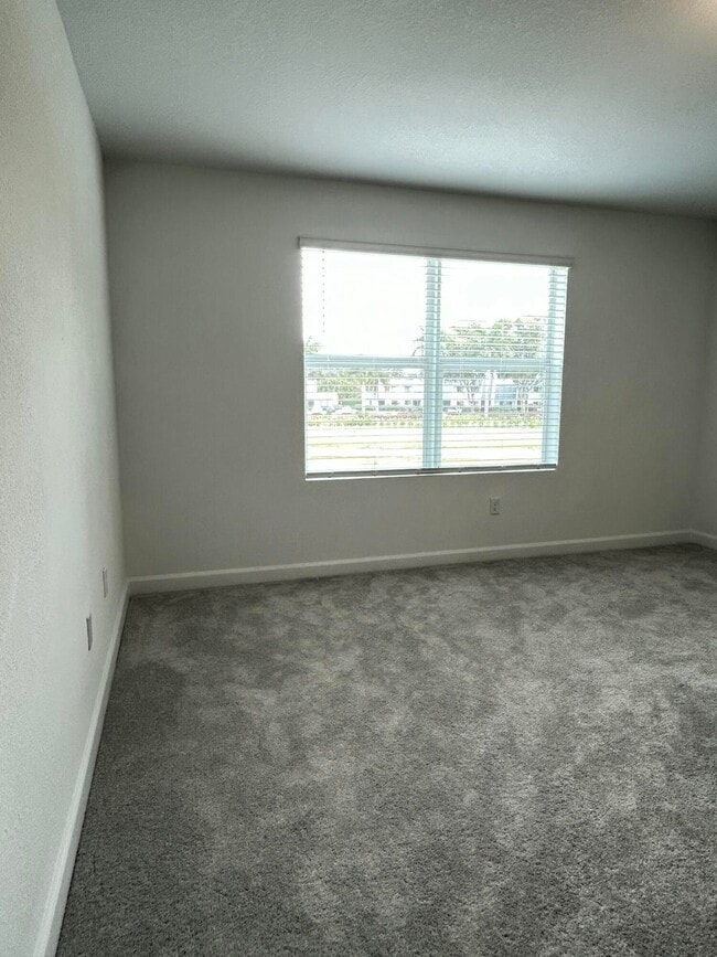 Building Photo - 4332 Pond Lily Ln