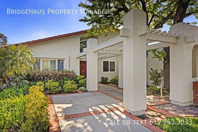 Building Photo - Freshly Revamped Encinitas Home With A Vie...