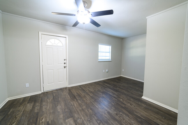 Back living room - 330 E Coral Way