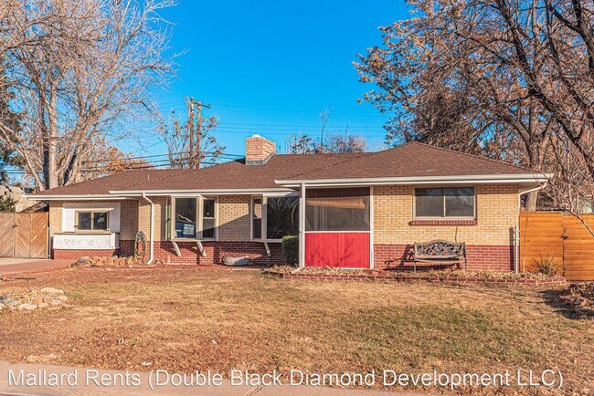 Foto del edificio - 3 br, 1.5 bath House - 5810 S Greenwood St,