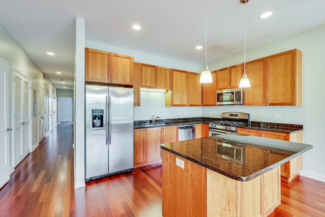 Photo - Available July 1st - 3 Bedroom in Wicker Park Apartment