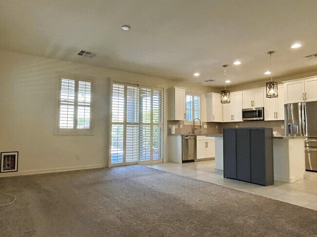 Foto del edificio - 12521 Blissful Sky St