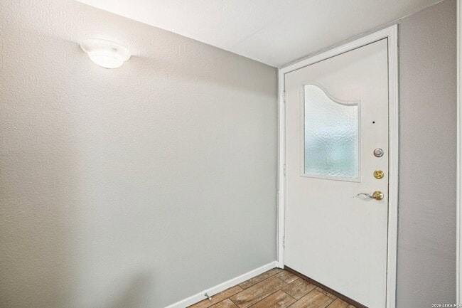 Foto del edificio - 6106 Vance Jackson Rd