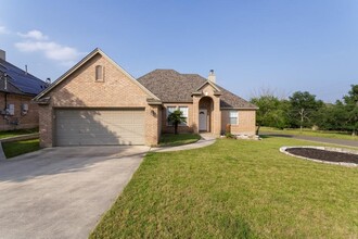 Building Photo - 1101 Cimarron Ct
