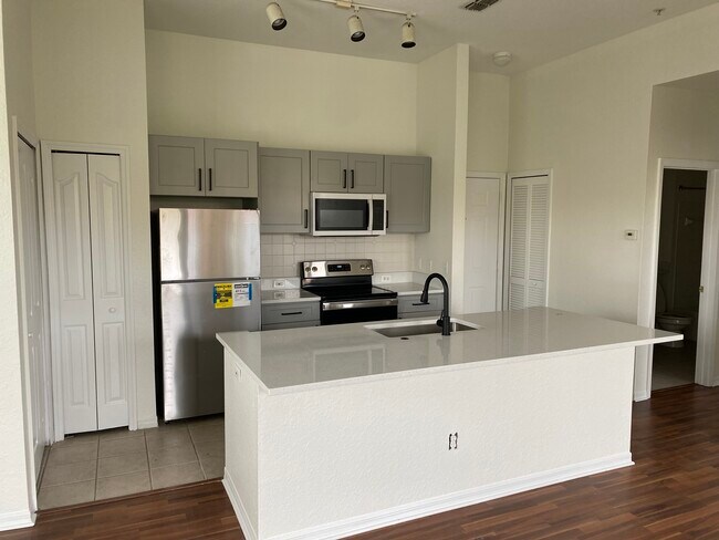 Building Photo - 2718 Maitland Crossing Way