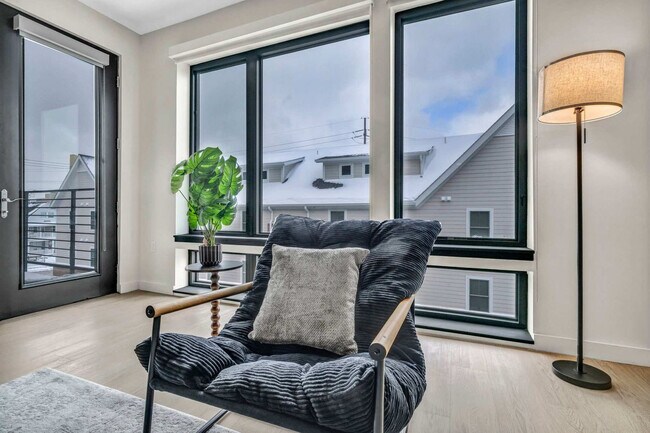 Foto del edificio - 2189 Cornell Rd